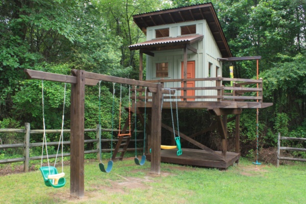 50 Impossibly cool swing set-ups for your home