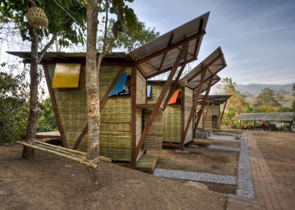 50 Breathtaking Bamboo House Designs