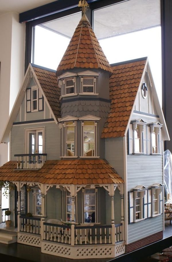 best dollhouse for 4 year old