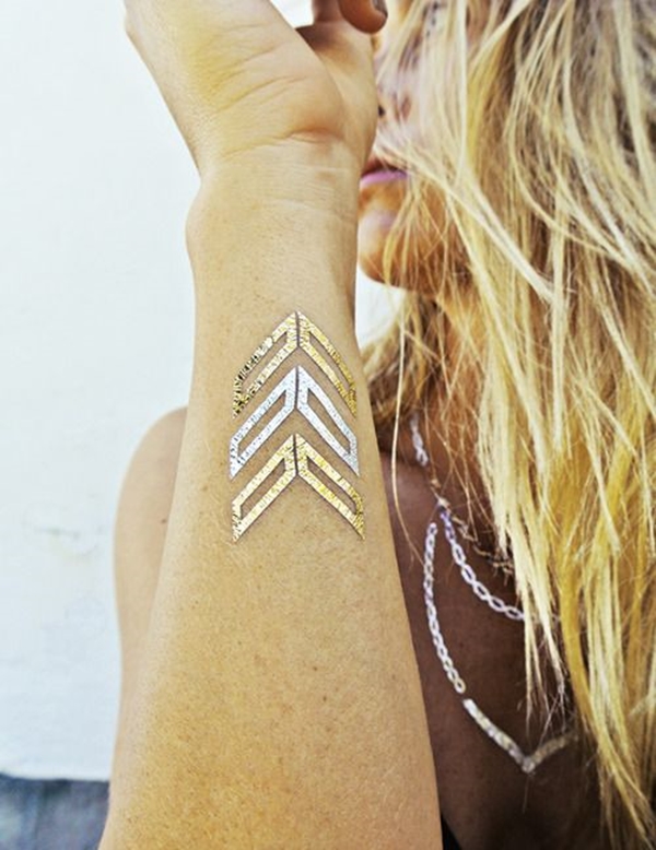 40 Temporary Metallic Tattoos that are in Trend