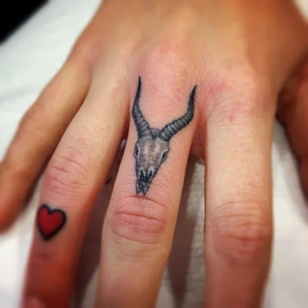 Cute Little Finger Tattoo Ideas1 (3)