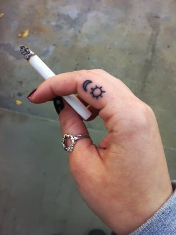 55 Cute Little Finger Tattoo Ideas to Try This Year