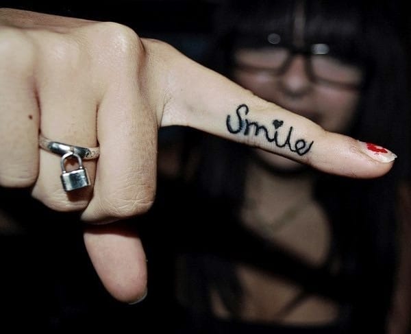 55 Cute Little Finger Tattoo Ideas To Try This Year