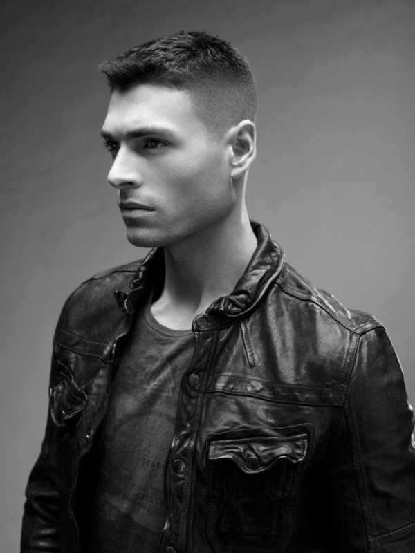 Dashing Hairstyles for Men to Try This Year0471