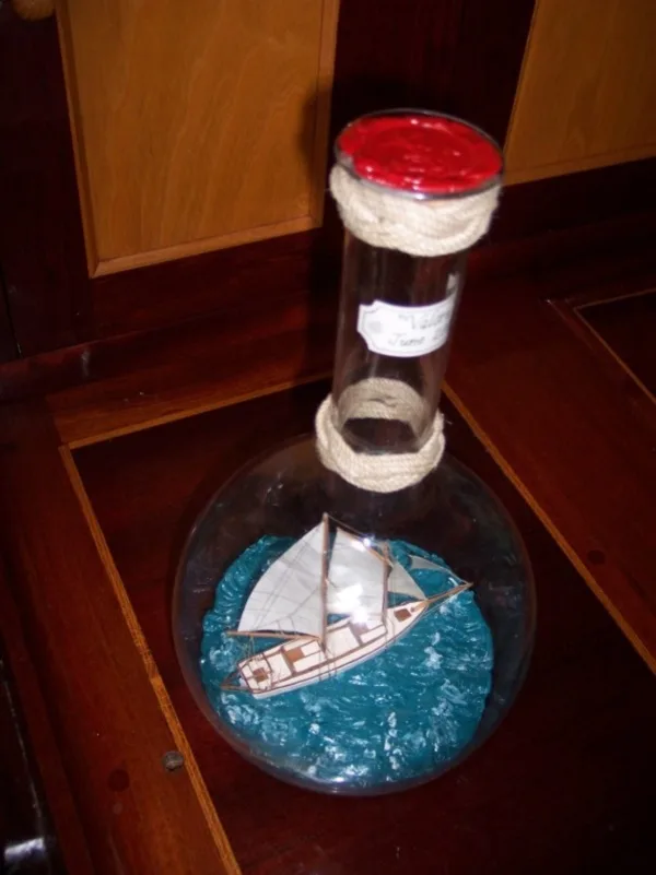 Incredible Ship inside Bottle Art Works0061