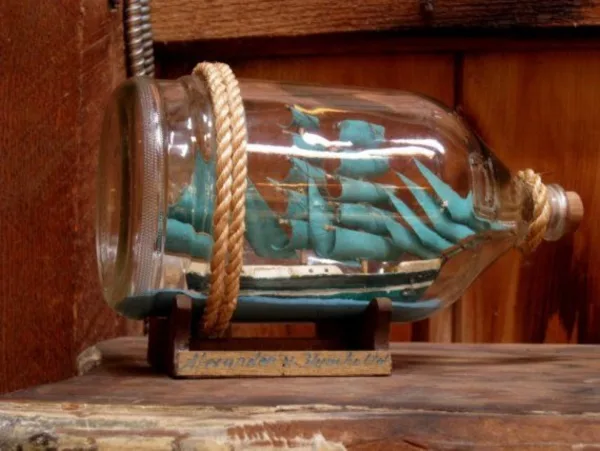 Incredible Ship inside Bottle Art Works0141