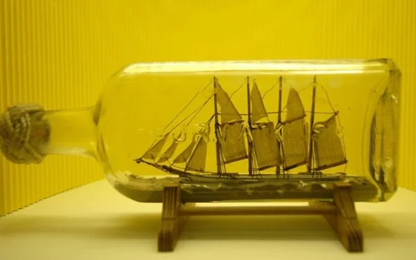 Incredible Ship inside Bottle Art Works0451
