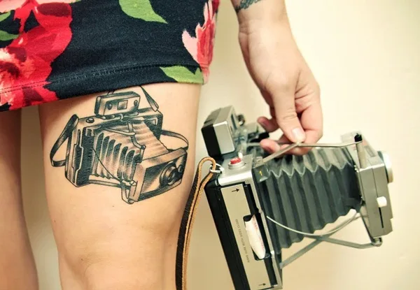 Thigh tattoos for girls12-012