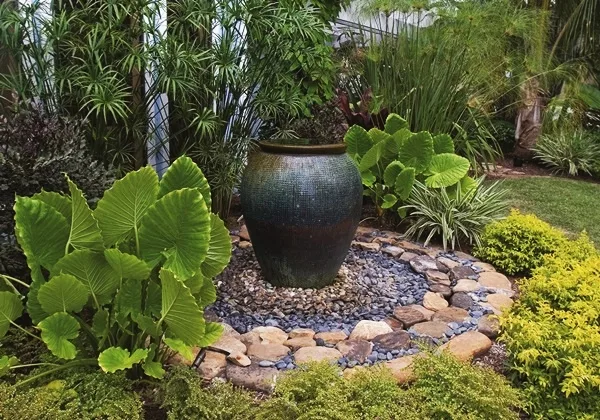 Borderline Genius Backyard Design Ideas (17)