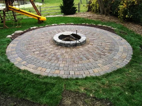 Borderline Genius Backyard Design Ideas (20)