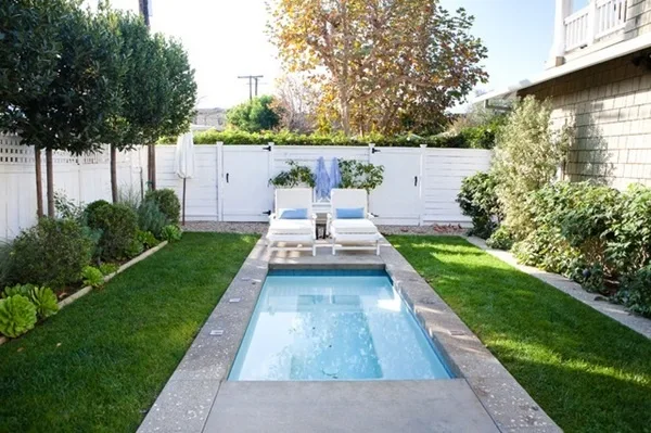 Borderline Genius Backyard Design Ideas (25)