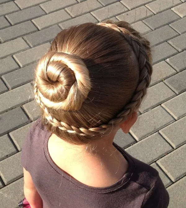 Cute Top Knot Bun Hairstyle + Outfit Combos0561