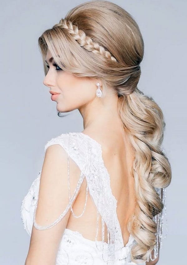 Pretty Updos For Long Hair