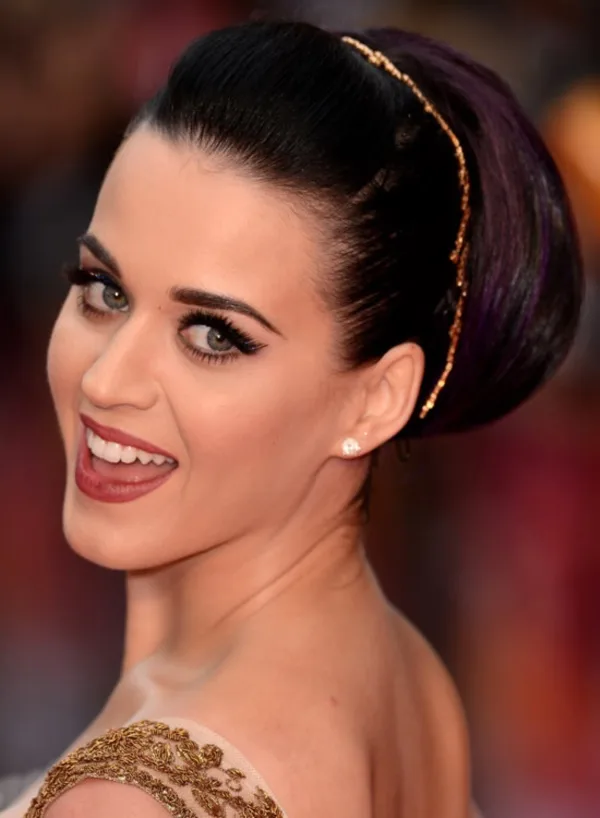 Fab Prom Hairstyle Ideas for Girls0041