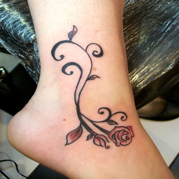 Latest 55 Beautiful Foot Tattoo Designs For Girls0001