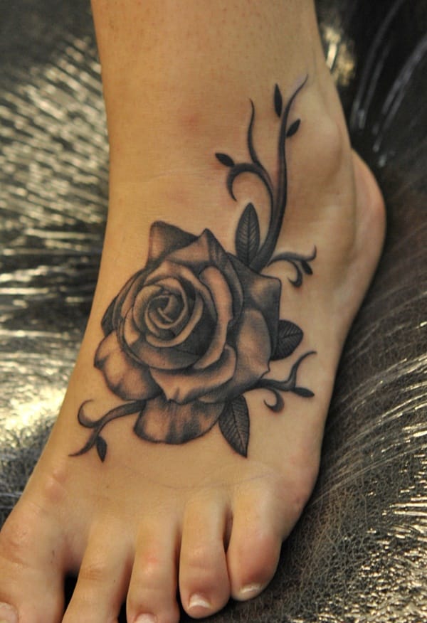 Latest 55 Beautiful Foot Tattoo Designs For Girls0081