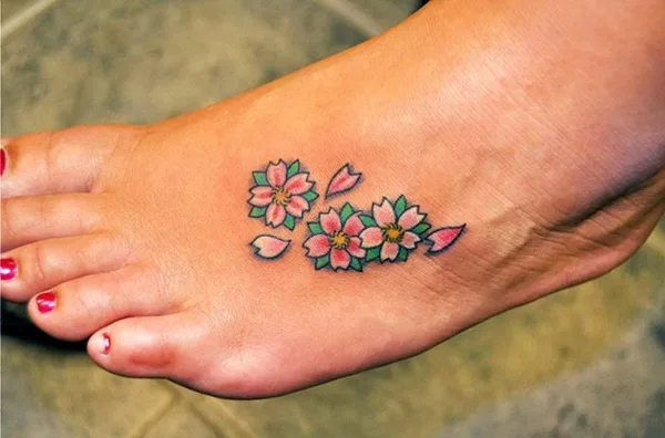 Latest 55 Beautiful Foot Tattoo Designs For Girls0091