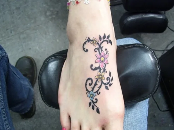 Latest 55 Beautiful Foot Tattoo Designs For Girls0221