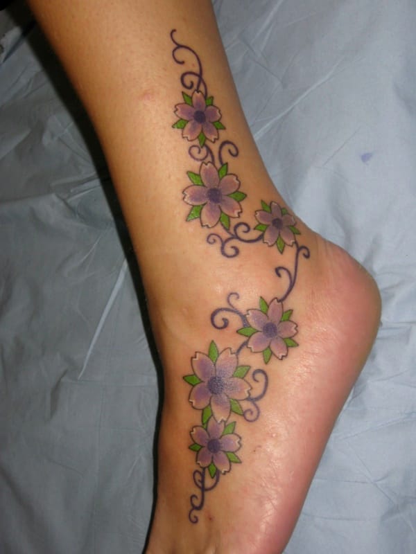 Latest 55 Beautiful Foot Tattoo Designs For Girls0281