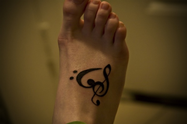 Latest 55 Beautiful Foot Tattoo Designs For Girls0531
