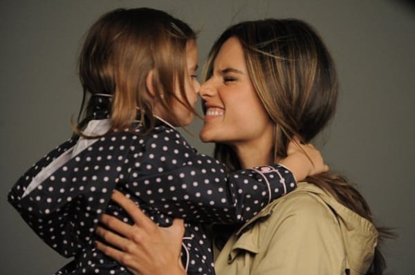 50 Adorable Mother Daughter Pictures0071