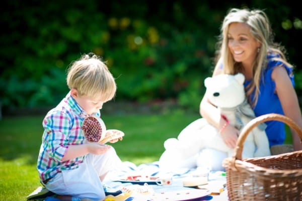 50 Adorable Mother Daughter Pictures0431