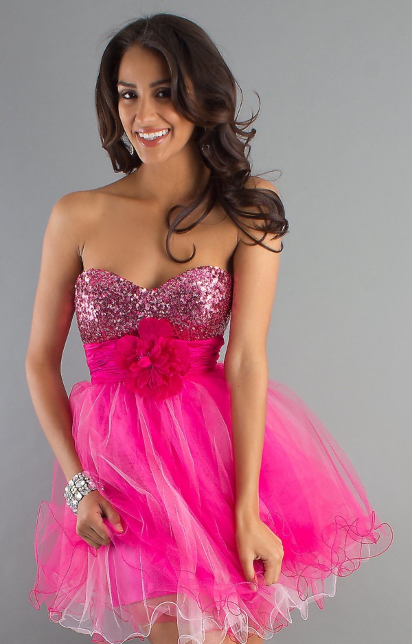 50 Gorgeous Prom Dresses to Rule the Party0101