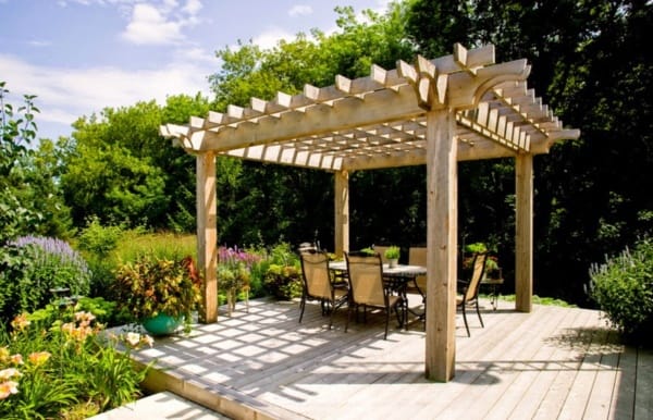 Beautiful and Safe garden privacy ideas0421