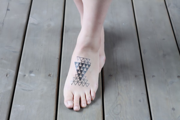 foot tattoos0011