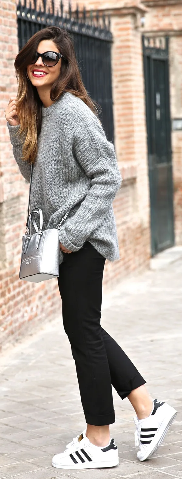 cute-winter-outfit-ideas-for-girls-34
