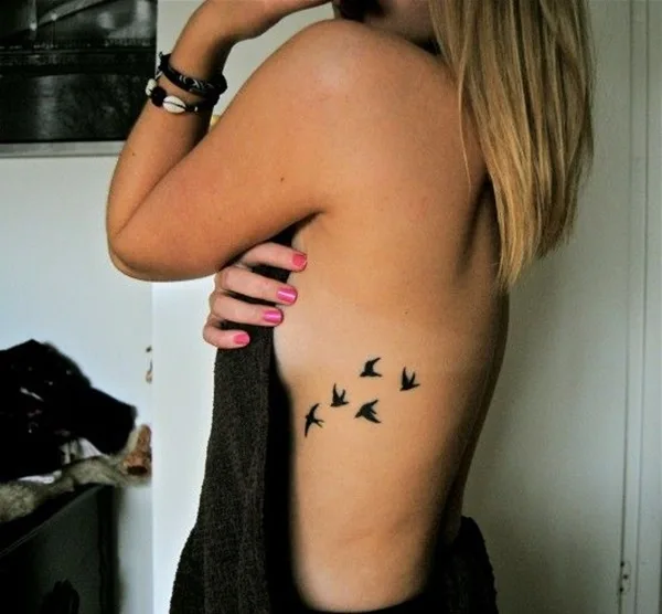 40 Cute Tiny Tattoo Ideas For Girls 26