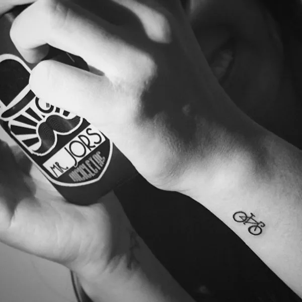 40 Cute Tiny Tattoo Ideas For Girls 31