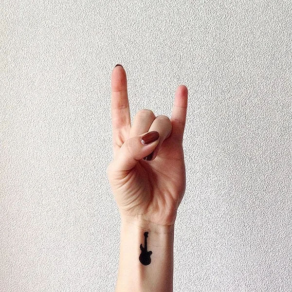 40 Cute Tiny Tattoo Ideas For Girls 35