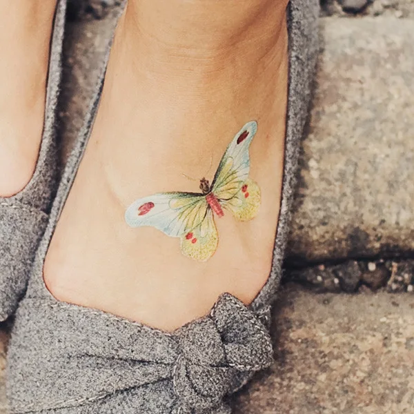 40 Cute Tiny Tattoo Ideas For Girls 8