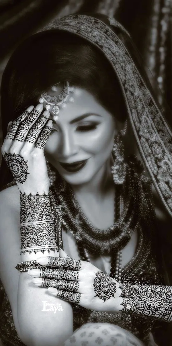 Beautiful Mehandi Designs For Weddings (20)
