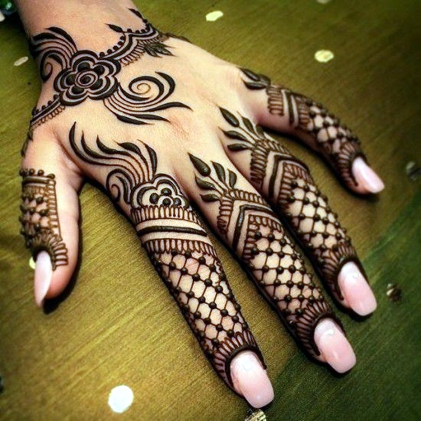 Beautiful Mehandi Designs For Weddings (29)