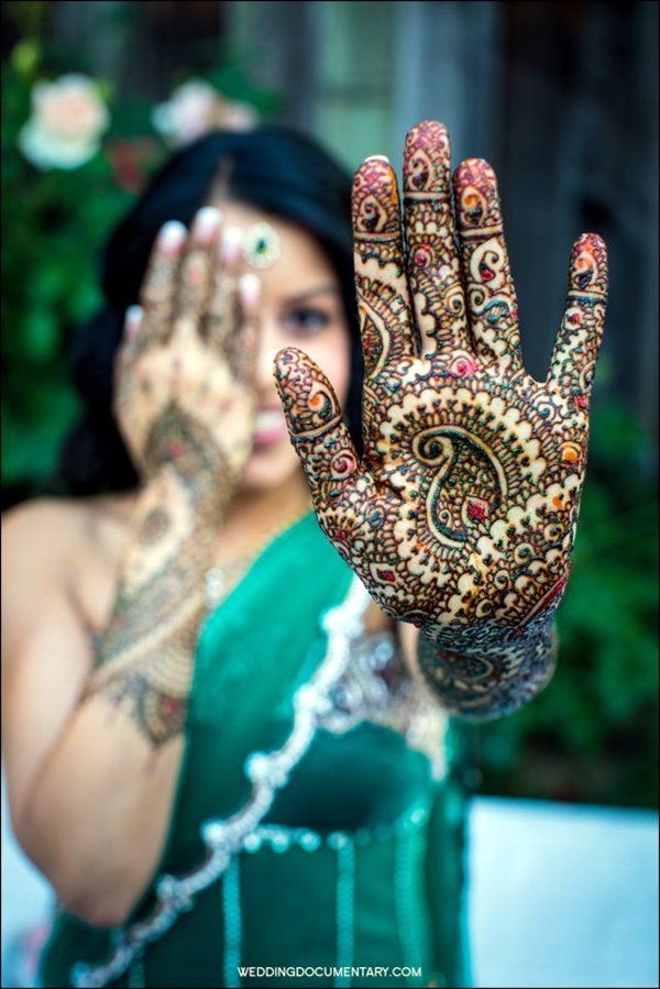Beautiful Mehandi Designs For Weddings (6)