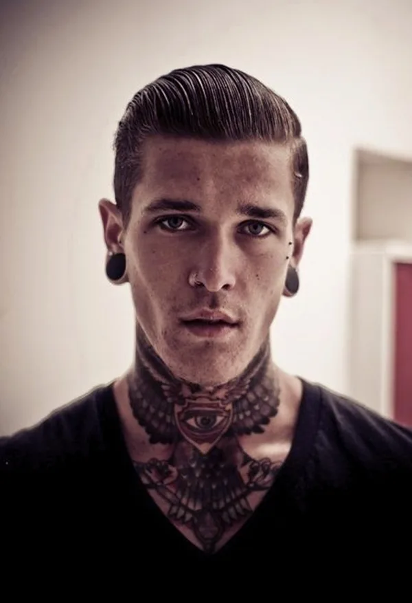 Charming Hairstyles for Teen Boys (18)