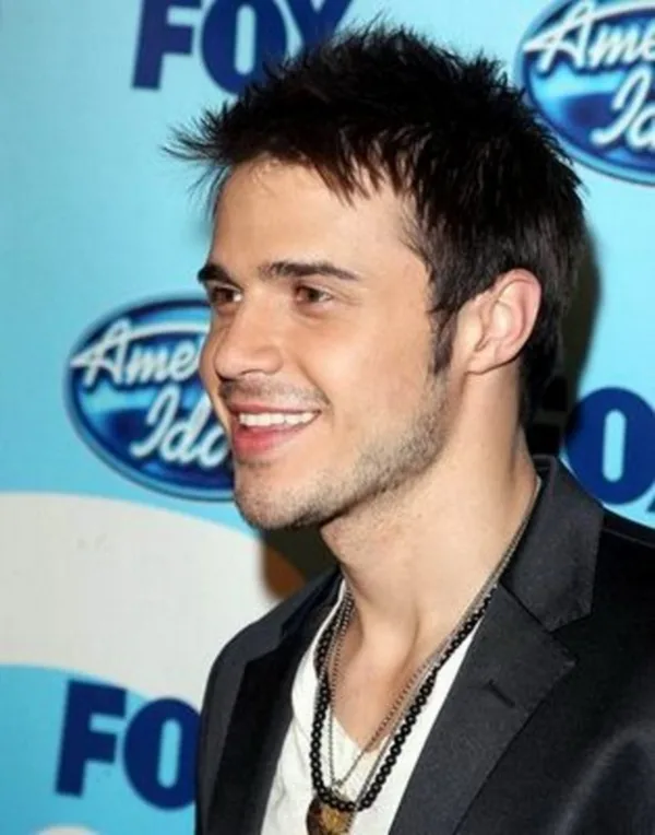 Charming Hairstyles for Teen Boys (30)