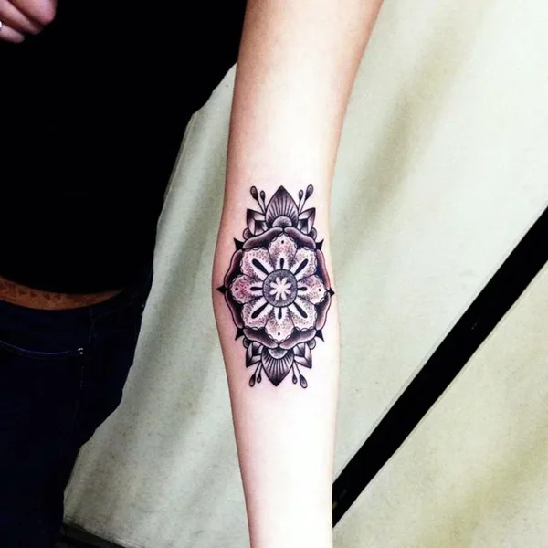 Noticable Arm Tattoo Designs For 2016 (26)