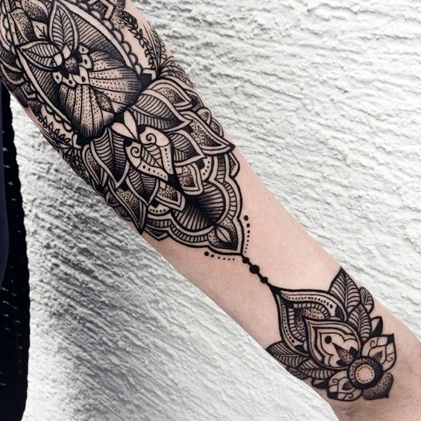 Noticable Arm Tattoo Designs For 2016 (49)