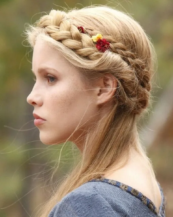 Simple and Sexy Hairstyle for Teen Girls -19