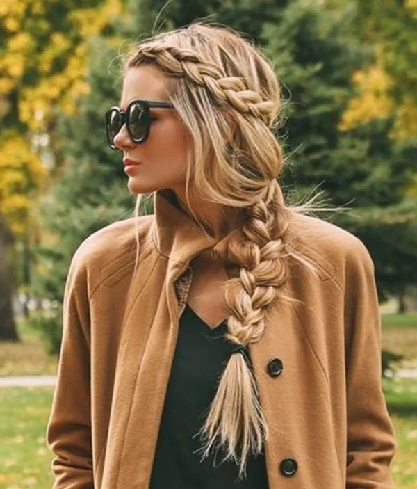 Simple and Sexy Hairstyle for Teen Girls -2