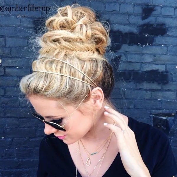 Simple and Sexy Hairstyle for Teen Girls -20