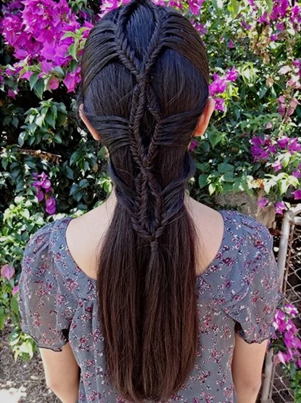 Simple and Sexy Hairstyle for Teen Girls -40