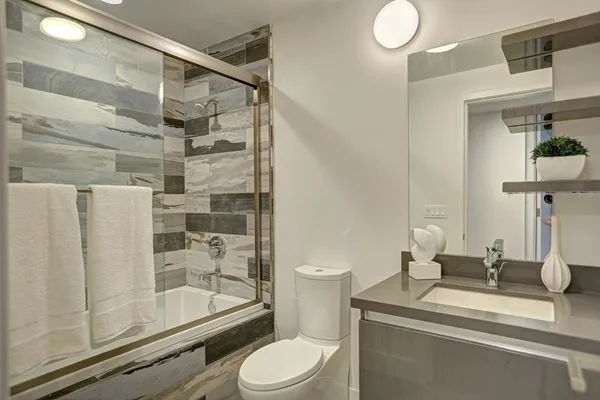 Perfect Bathroom Remodel Inspirations You Need Right Now - 32