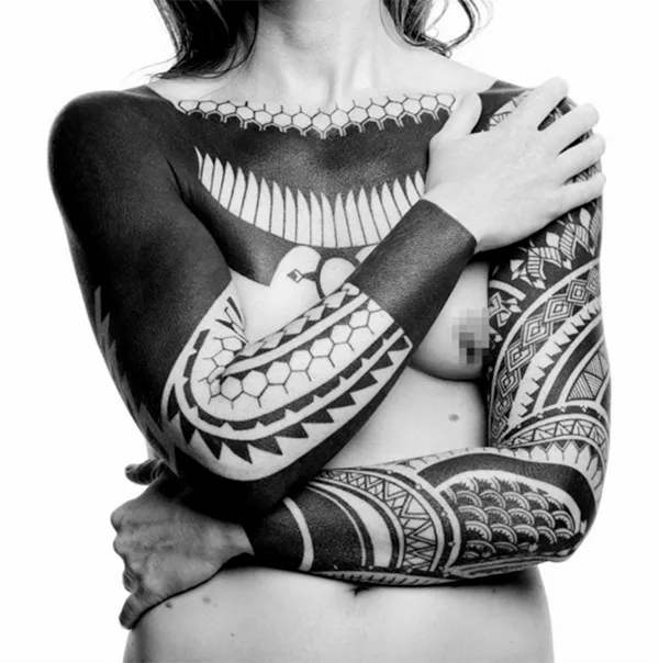 Oh-So Cool Blackout Tattoo Designs - Rise of a new Trend - 1 (4)