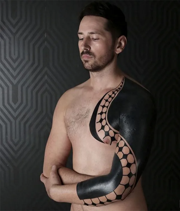 Oh-So Cool Blackout Tattoo Designs - Rise of a new Trend - 1 (8)