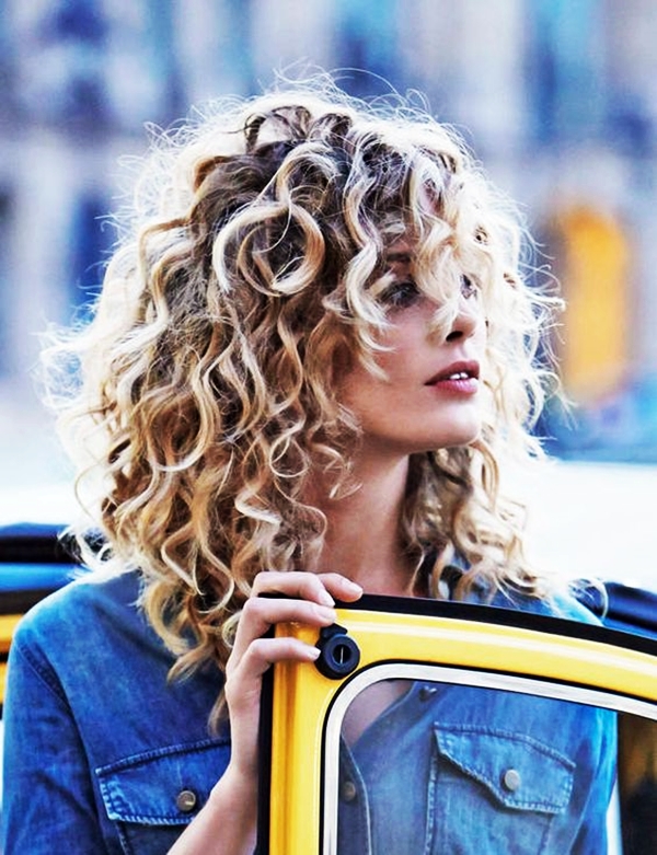 40 Perfectly Imperfect Curly Hair Hairstyles - (16)