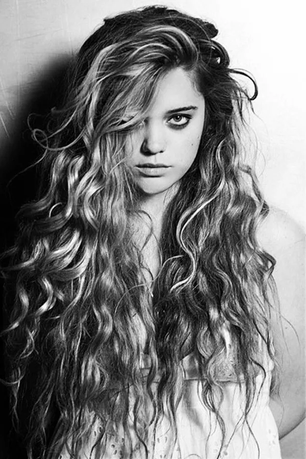 40 Perfectly Imperfect Curly Hair Hairstyles - (19)